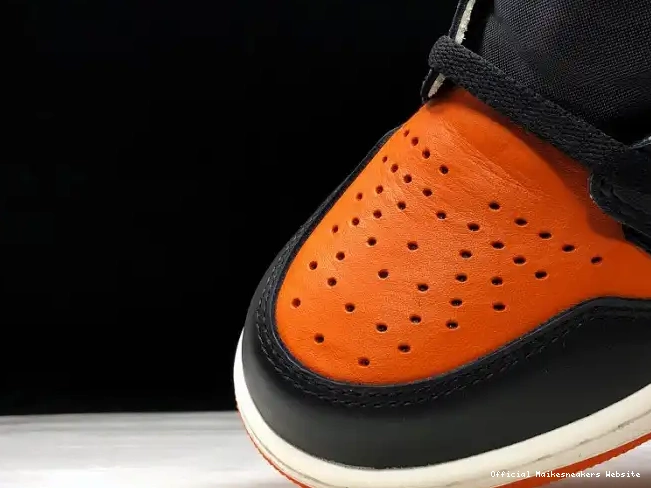 Official Maikesneakers Retro Jordan Shattered Backboard555088-005 OG 1 High Air 0510
